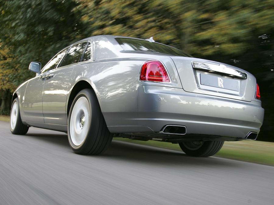  Rolls-Royce Ghost 2009 года  (US) (фото 10 из 17)